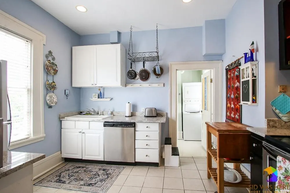 Daire Savannah Canvas Cottage Off St Parking