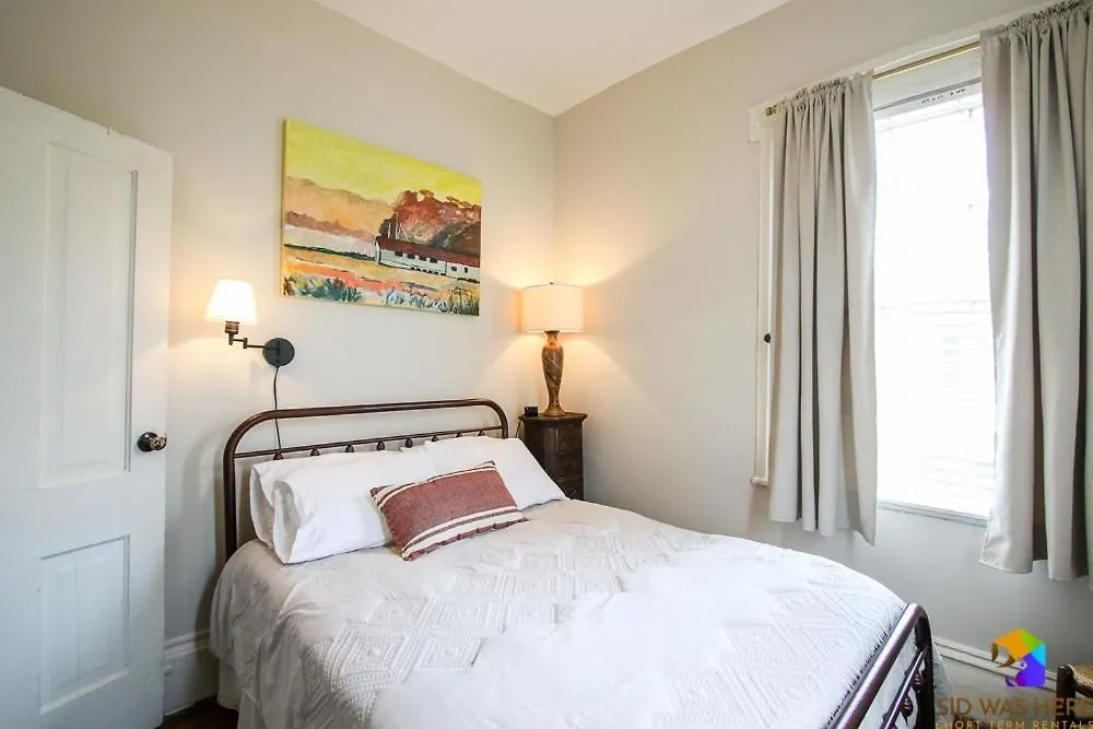 Daire Savannah Canvas Cottage Off St Parking