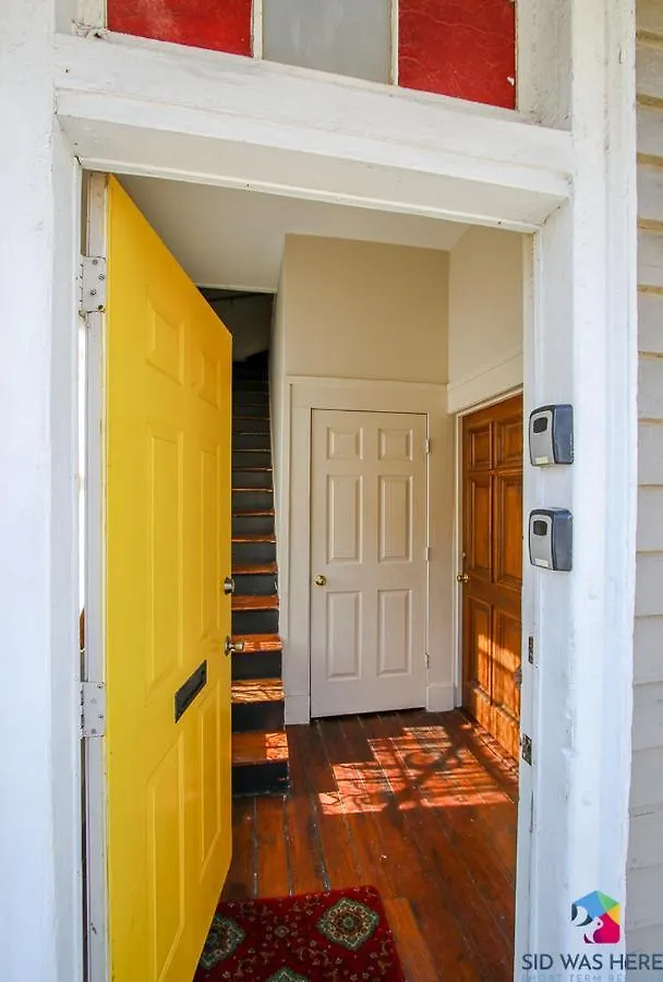 Savannah Canvas Cottage Off St Parking USA